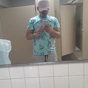 Meet your Posher, Christopher